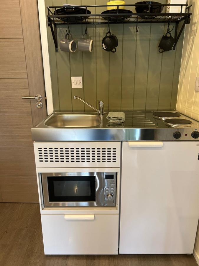 אינברנס 1Lochness Glam Lodges מראה חיצוני תמונה